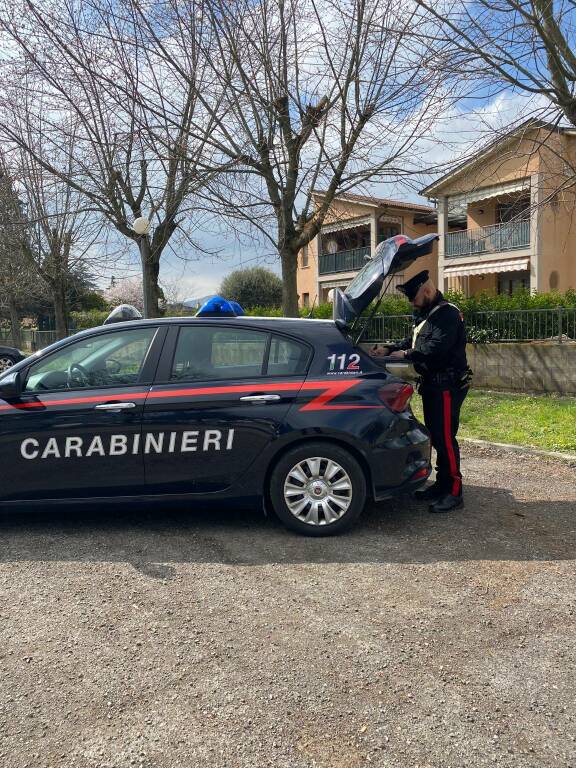 San Polo, aspetta in casa l’ex compagna e la picchia: arrestato