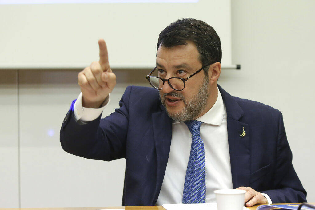 Salvini tenta la pace: “Basta divisioni, su 25 Aprile e Primo maggio ci sia unione”