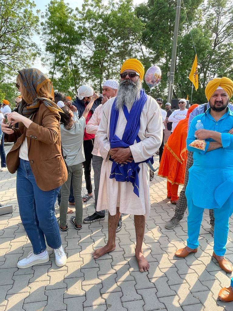 Novellara, in migliaia hanno sfilato alla festa dei Sikh