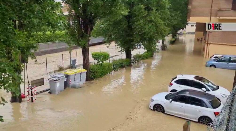 Alluvione, su Romagna e Bologna allerta rossa