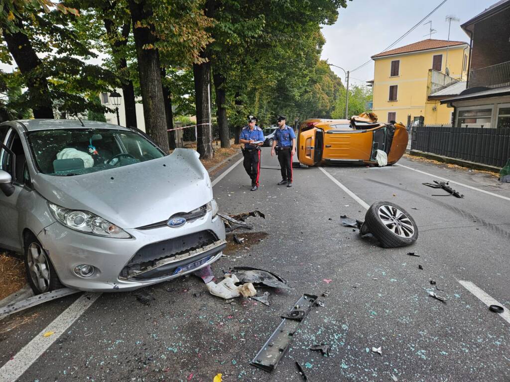 Montecchio, scontro fra auto: due feriti