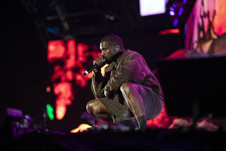 Kanye West, il concerto a Reggio Emilia non si farà