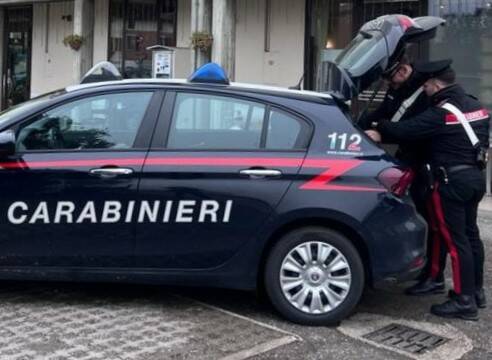 Montecchio, maltratta la madre per la droga: arrestato