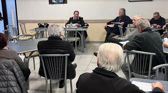 Quattro Castella, i carabinieri danno lezioni anti truffa nei circoli per anziani