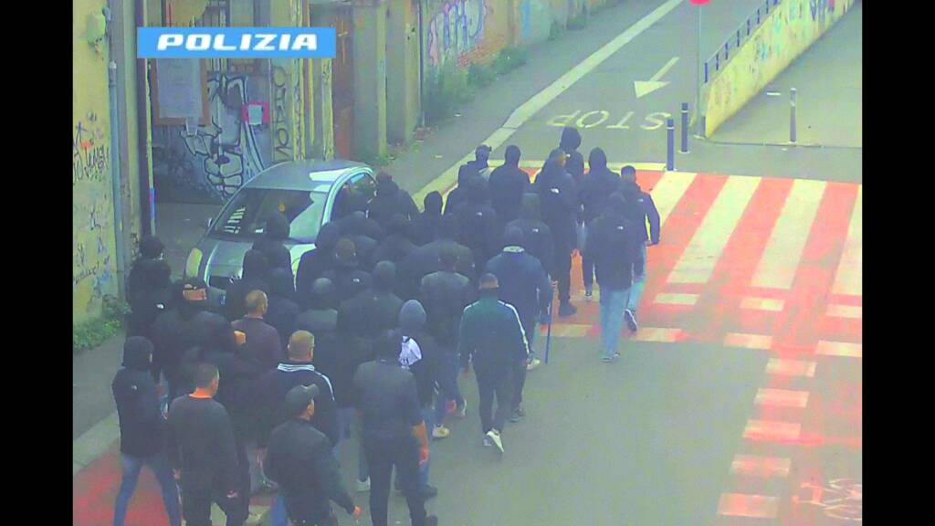 Reggiana-Venezia, 24 tifosi denunciati: 10 sono granata
