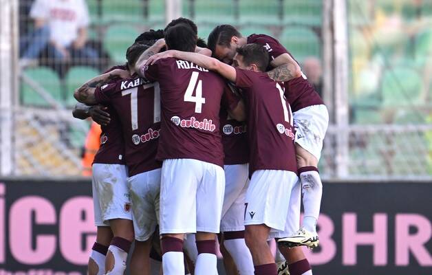 La Reggiana vince in rimonta a Palermo: 1-2