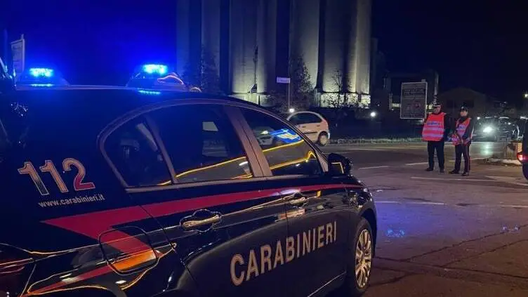 Montecchio, litiga e aggredisce i carabinieri: arrestato