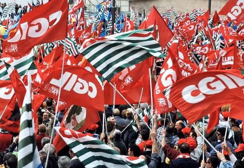 Cgil e Cisl: “No alla privatizzazione dell’Asp della Bassa reggiana”